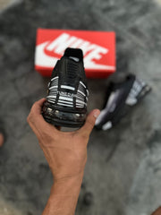 NIKE AIR MAX PULS