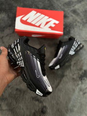 NIKE AIR MAX PULS