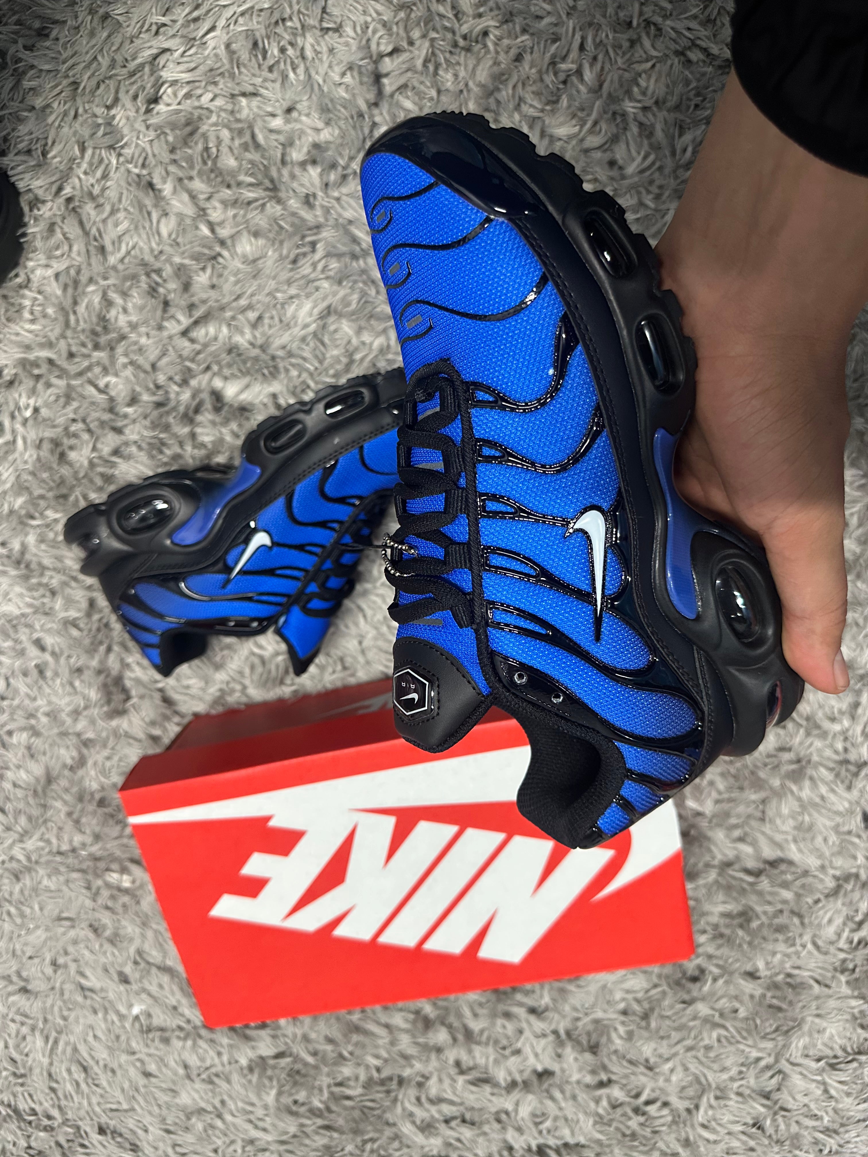 NIKE TN