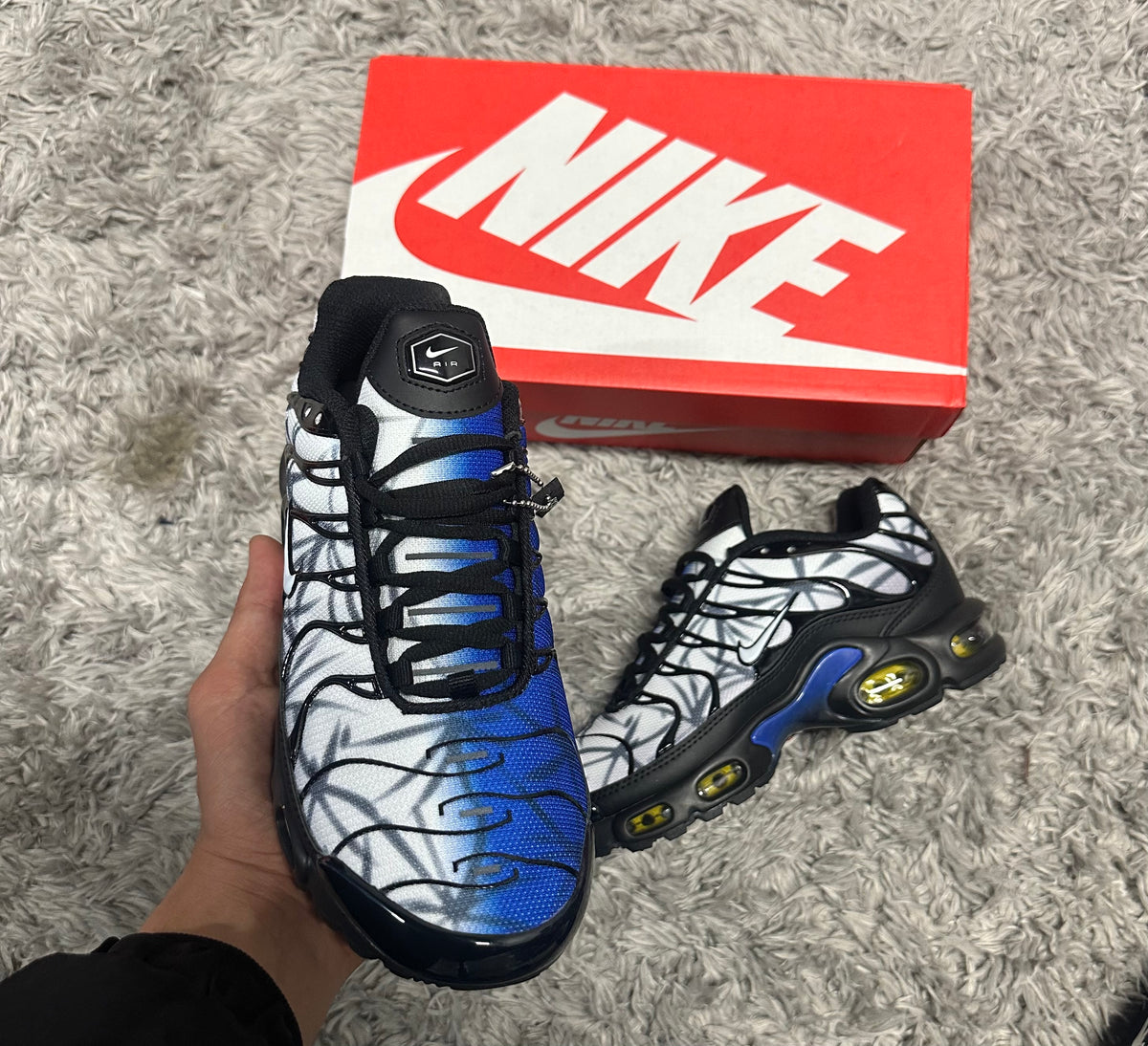 NIKE TN