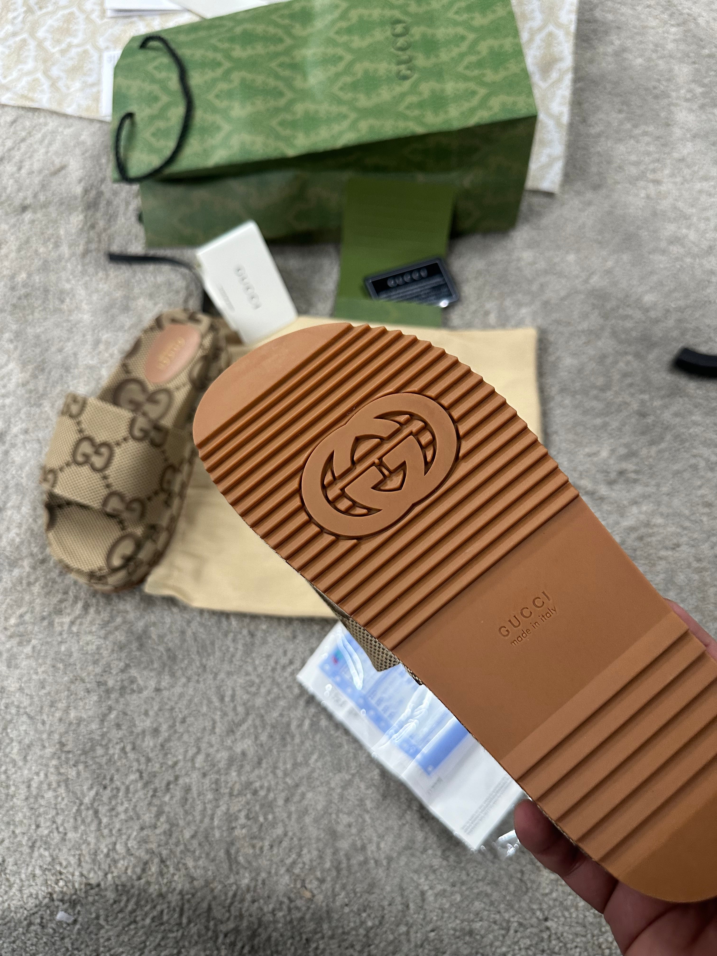 Chanclas de Gucci